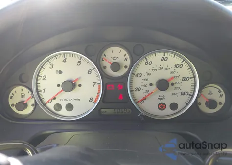 2004 Mazda Mx-5 Miata Ls z USA, uszkodzony, nr VIN JM1NB353740408716